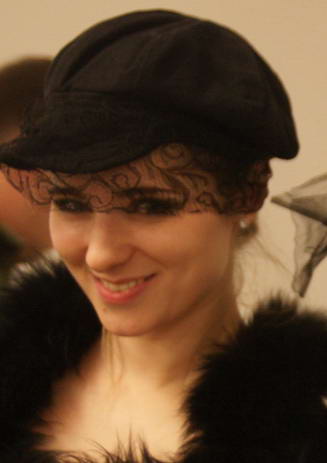 portrait 657116 1280