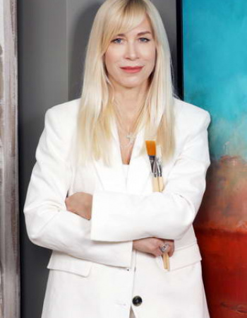 Artist Irina Kovalevskaya